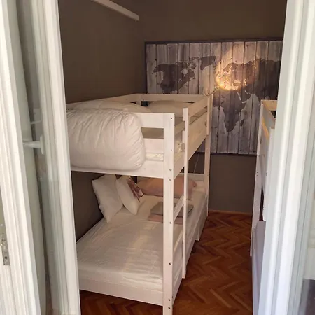 Apartment Apparemment De Charme Racisce